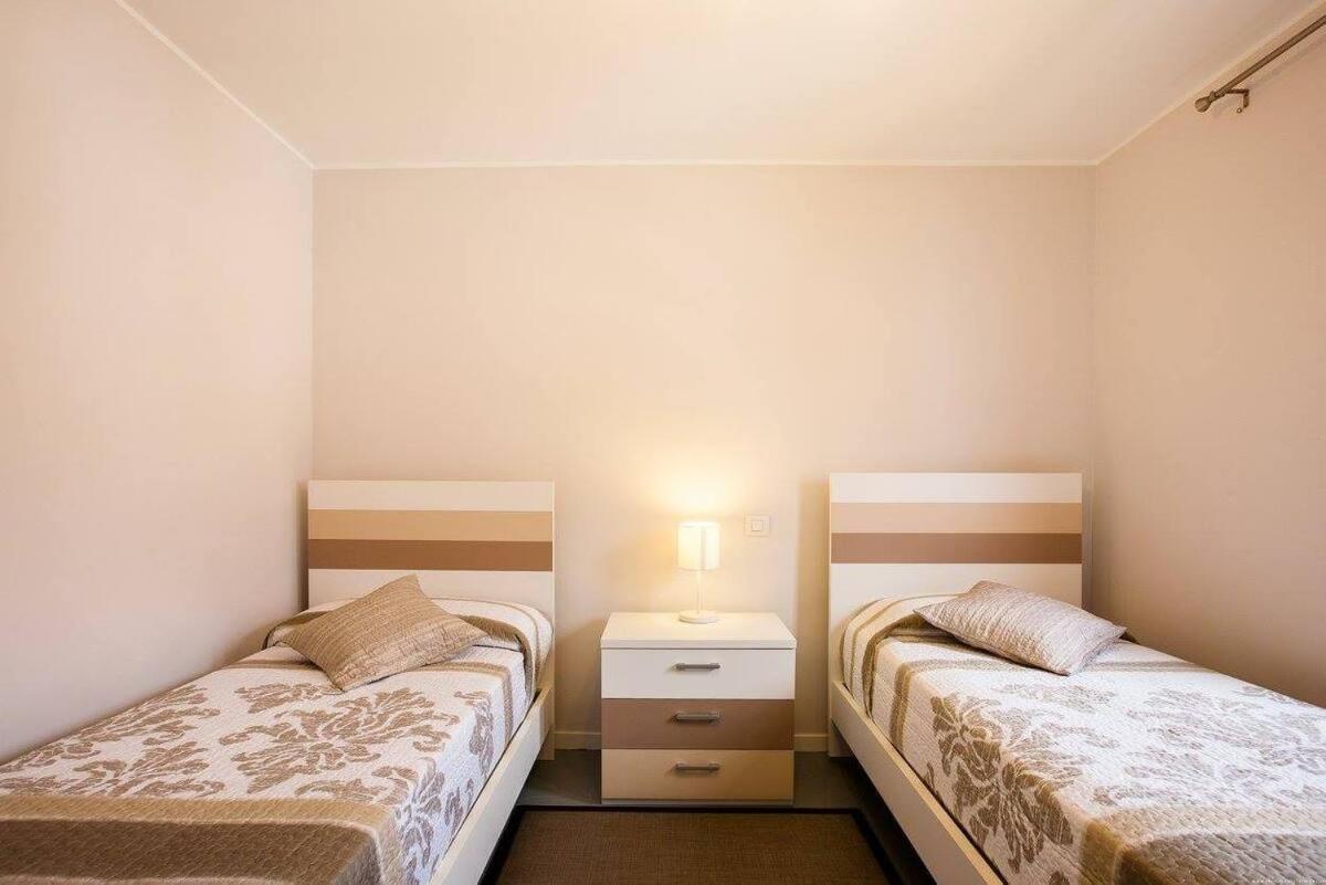 2 Bedroom Apartment For 4 People In Tenerife Costa Adeje  Extérieur photo