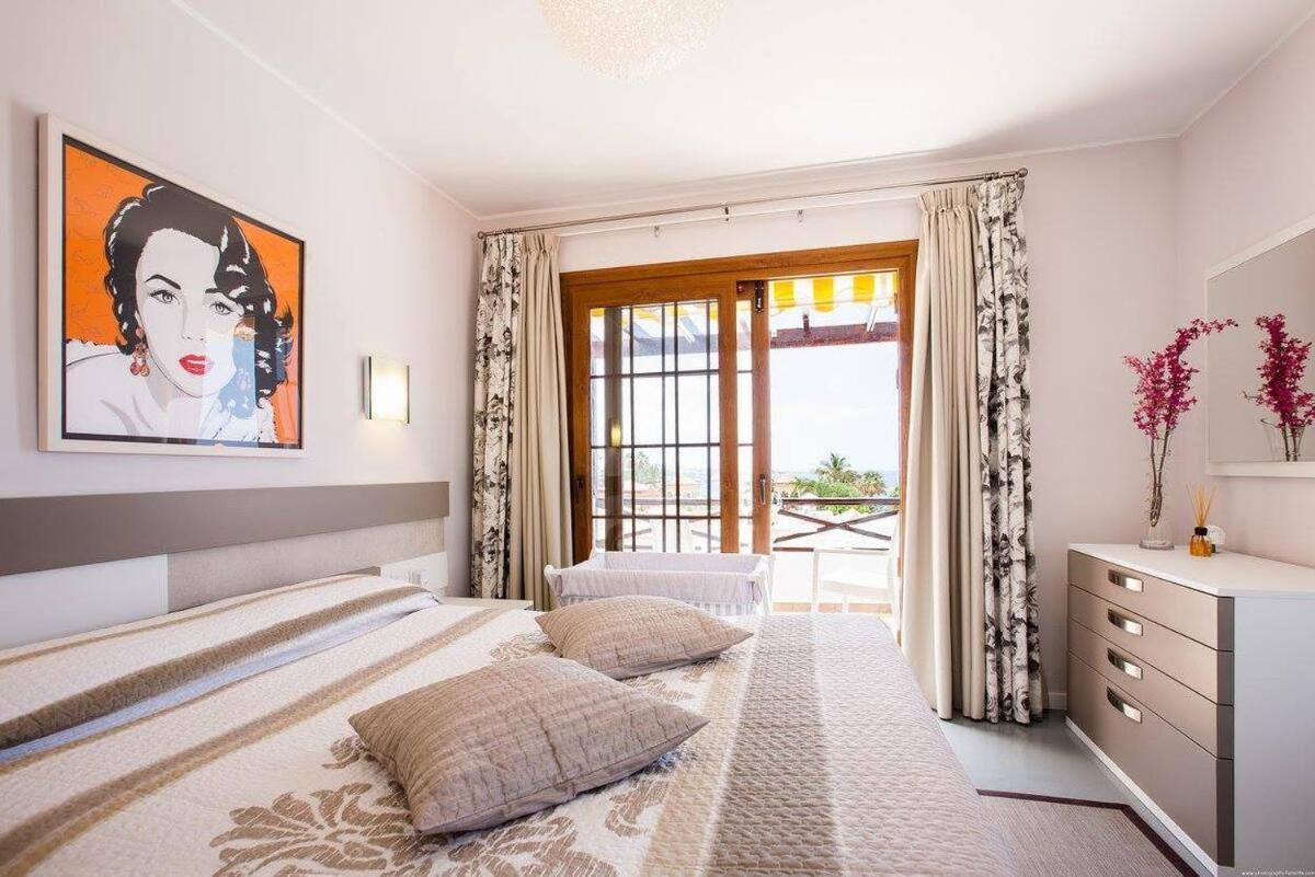 2 Bedroom Apartment For 4 People In Tenerife Costa Adeje  Extérieur photo